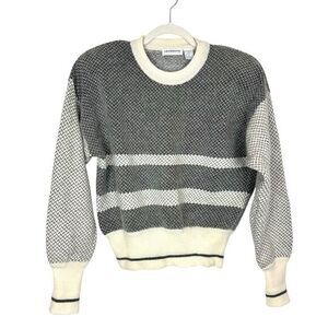 Liz Claiborne Angora Sweater Women Gray Crew Neck Lambswool Vintage Retro Stripe